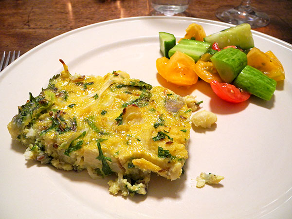 cauliflower_frittata_tom_salad