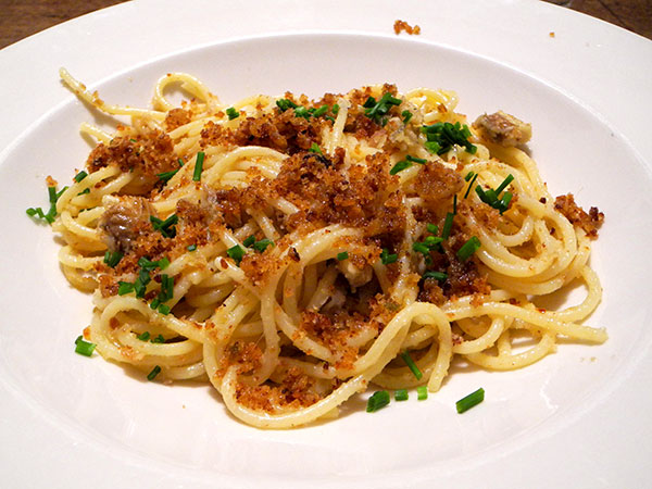 spaghetti_smoked_eel_pangrattato