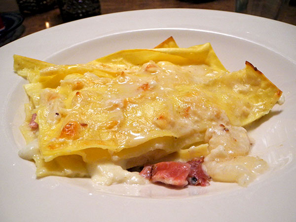lasagna_with_speck_pears