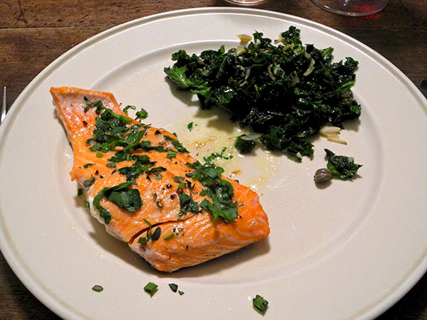 salmon_herbs_kale_shallots_garlic_capers