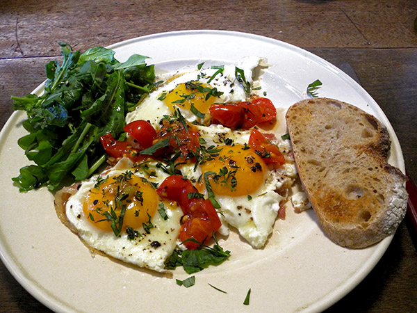 eggs_pancetta_tomato