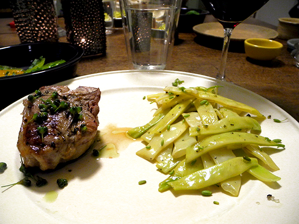 lamb_chop_yelloe_pole_beans_tomato