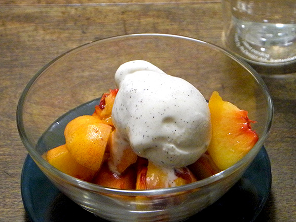 peaches_vanilla_gelato