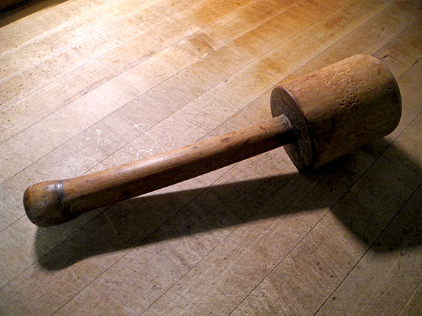 treen_kitchen_mallet