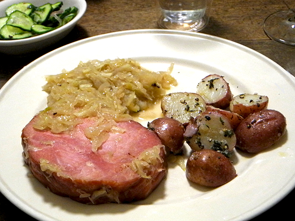 ham_steak_sauerkraut_potatoes