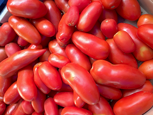 banana_tomatoes