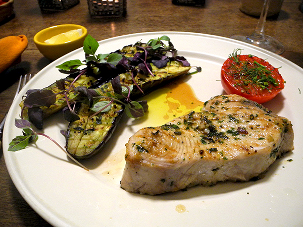 mako_shark_tomato_eggplant