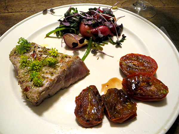 tuna_tomato_radish