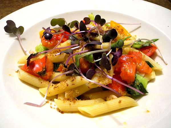 penne_heirloom_basil