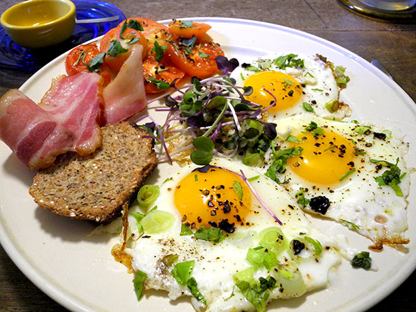 eggs_bacon_14_items