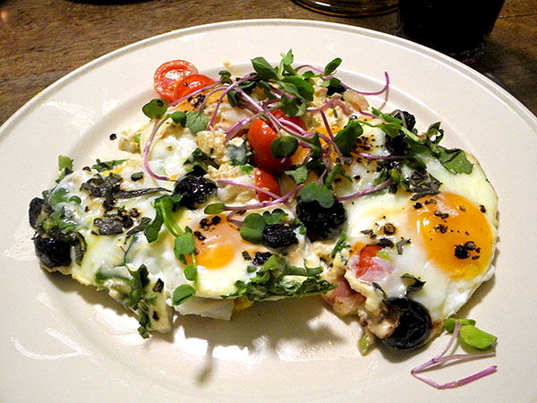 plated_baked_eggs
